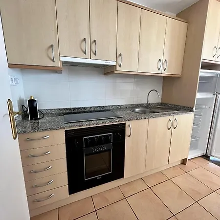 1 Sand, Sea, Sun, Relaxation And Spanish Cuisine Apartman
